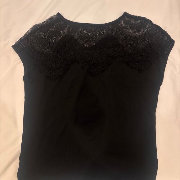 Top - Picture 2 of 3